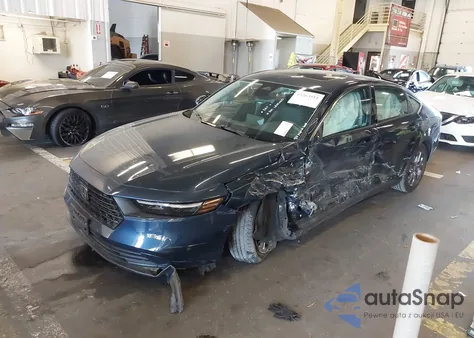 2024 Honda Accord Ex z USA, uszkodzony, nr VIN 1HGCY1F30RA060754